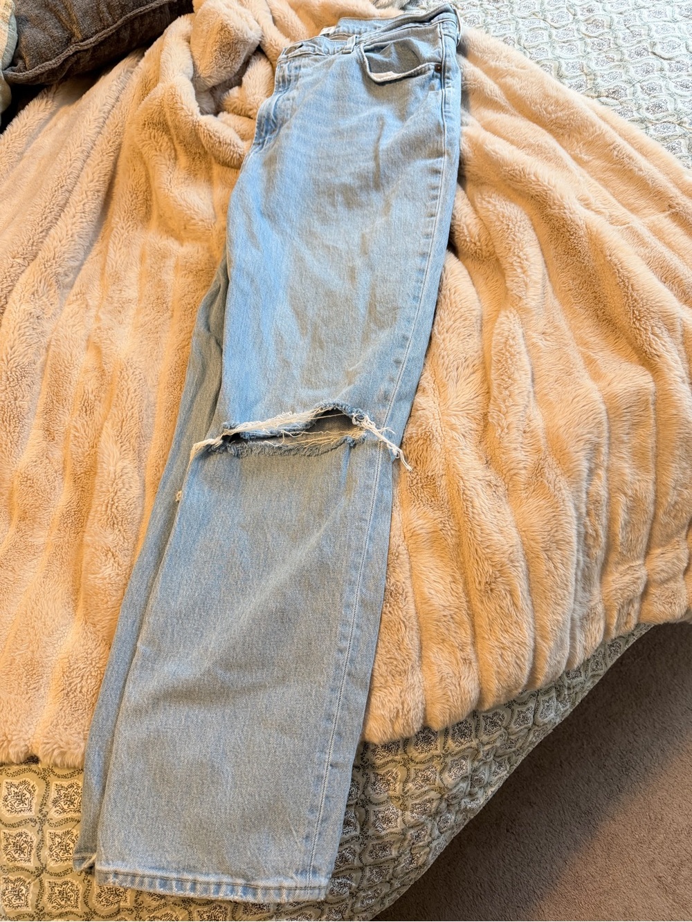 Abercrombie & Fitch Light Blue Straight-Leg Distressed Jeans